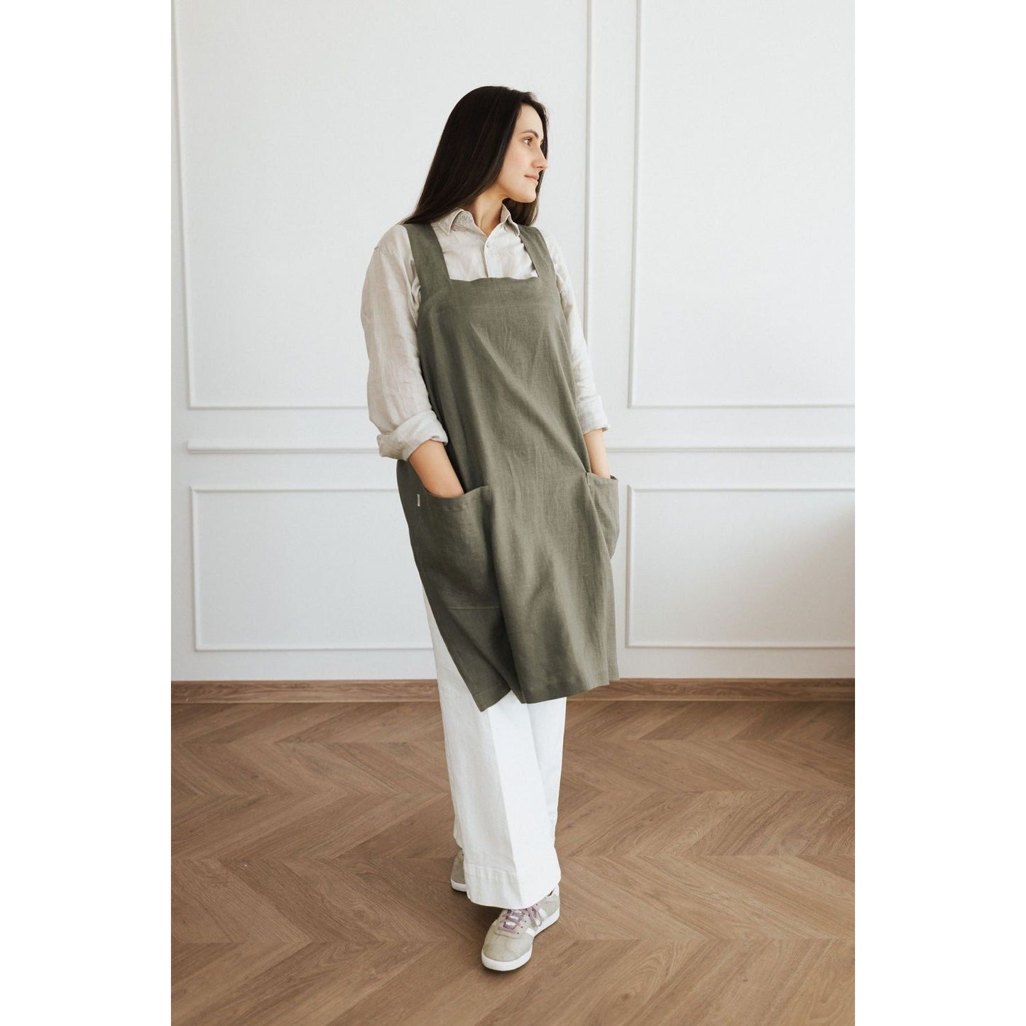 Linen Crossed Back Apron