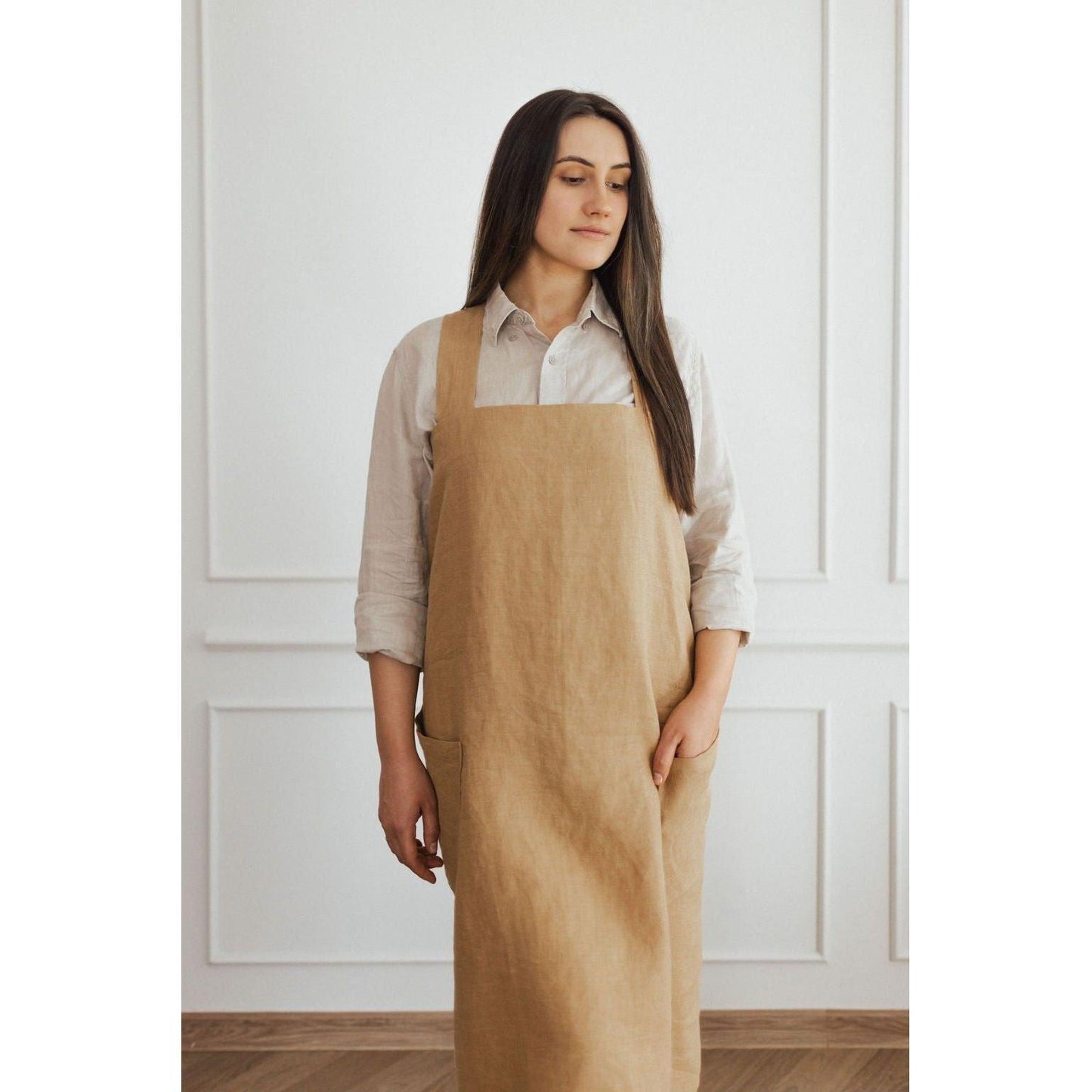 Linen Crossed Back Apron