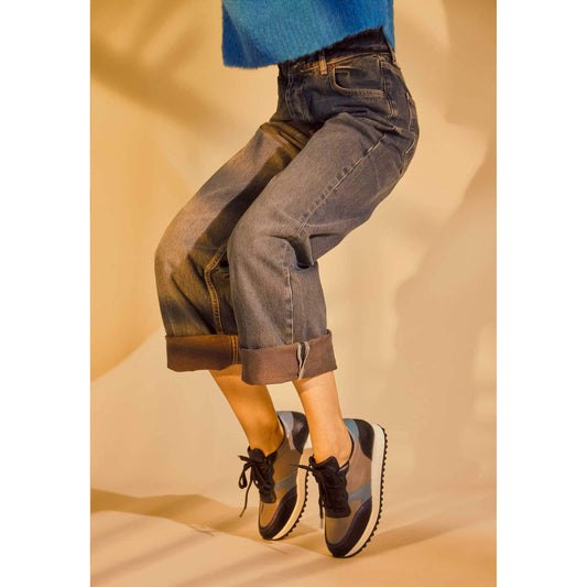 Women's Sneakers - Mangará Buriri