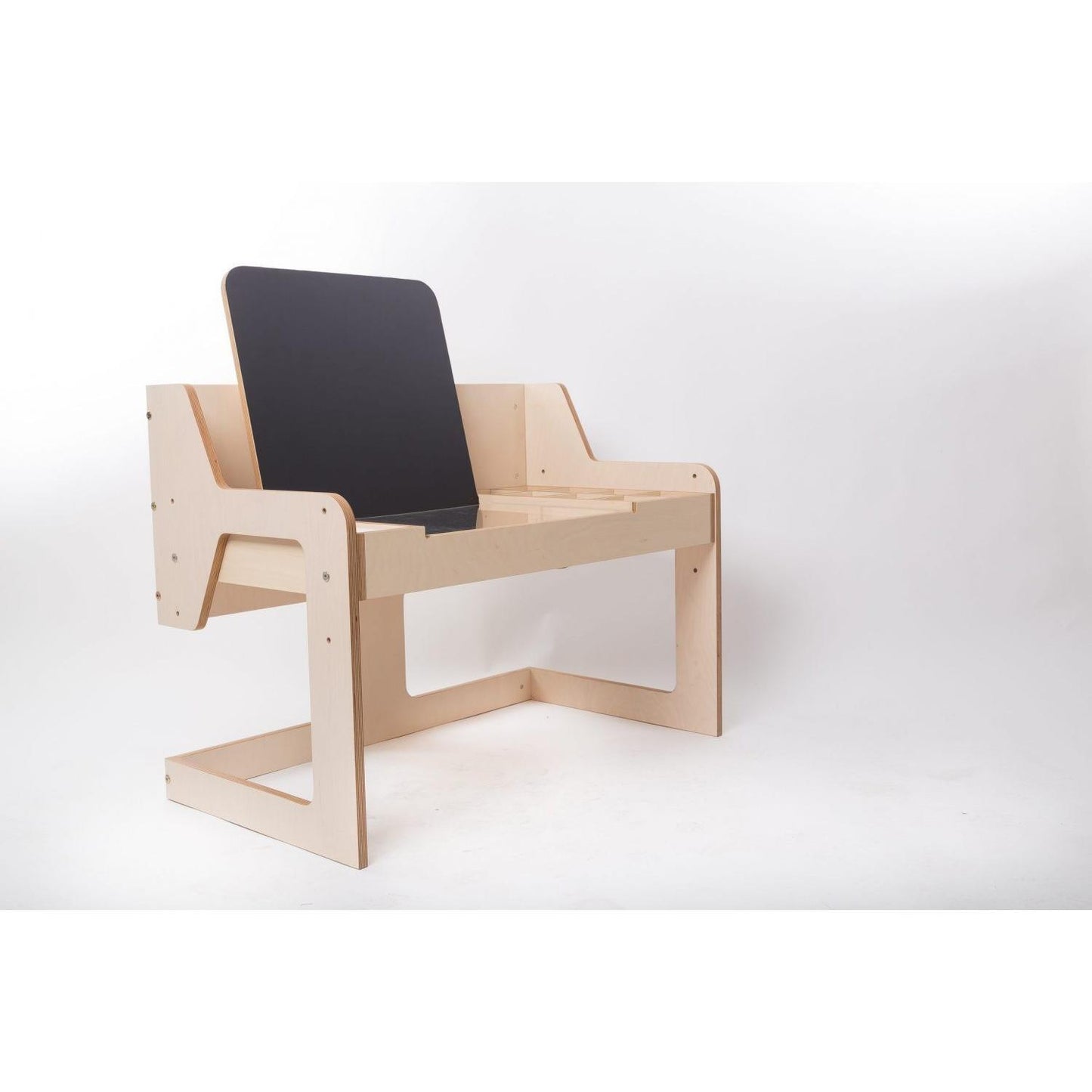 Multisensory Art Table/Desk Luula
