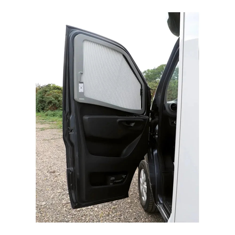 Remis sivuikkunan pimennysverho REMIfront 4, VW Crafter 2006-2016, vasen