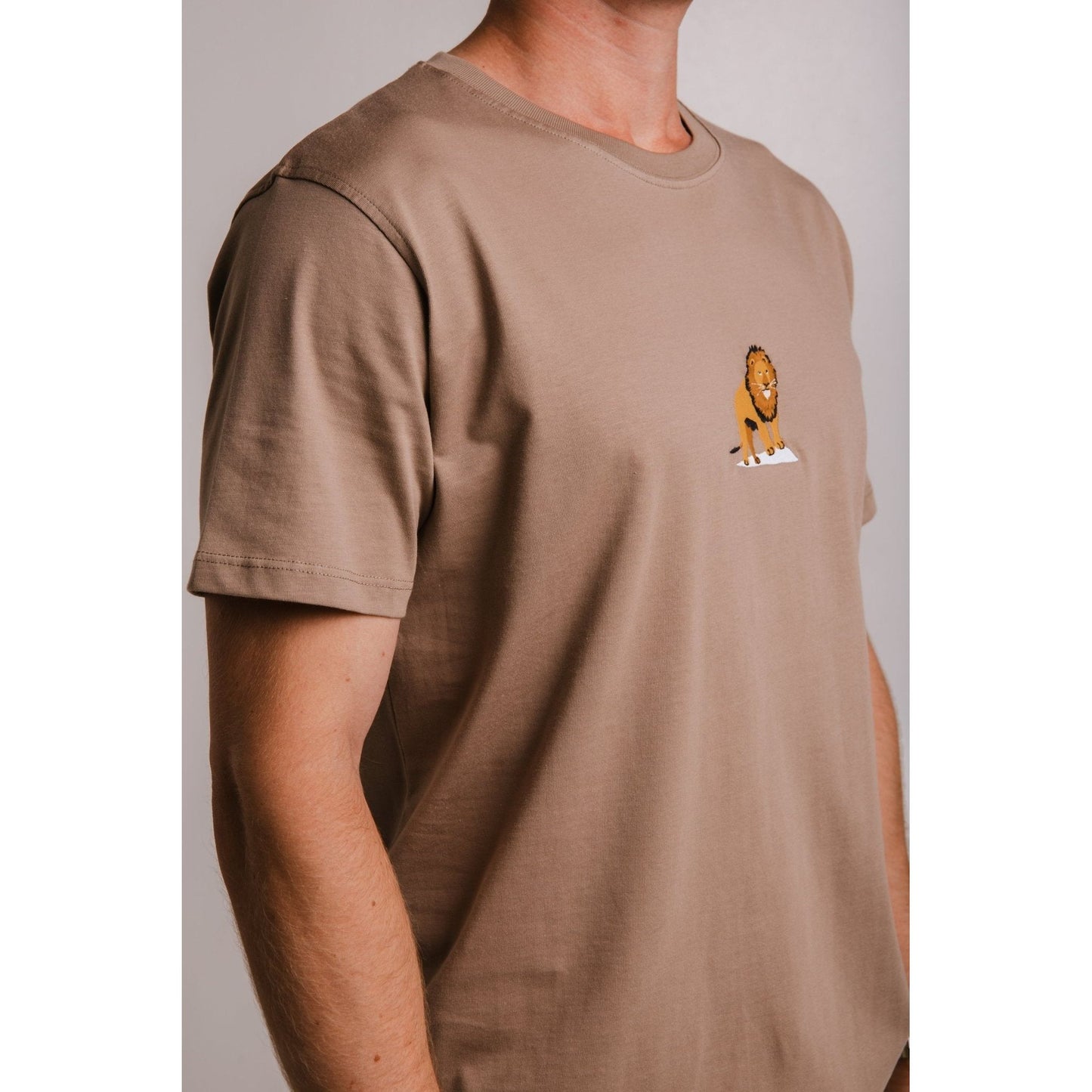 Lion T-shirt - Milky Brown