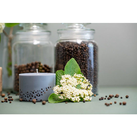 Hand-made Soy Wax Candle with Patchouli Scent