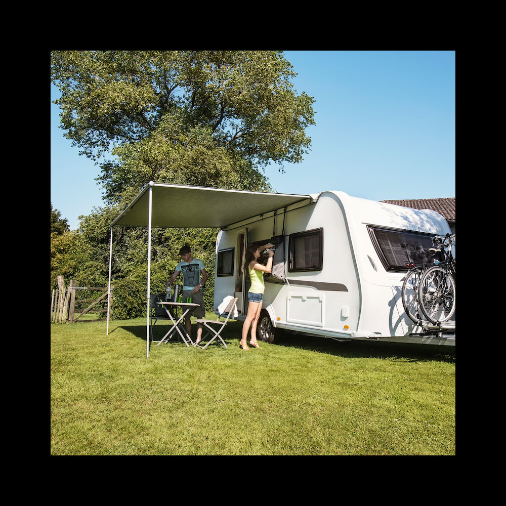 Thule Omnistor 1200 2,60 x 2,20 m Sapphire pussimarkiisi