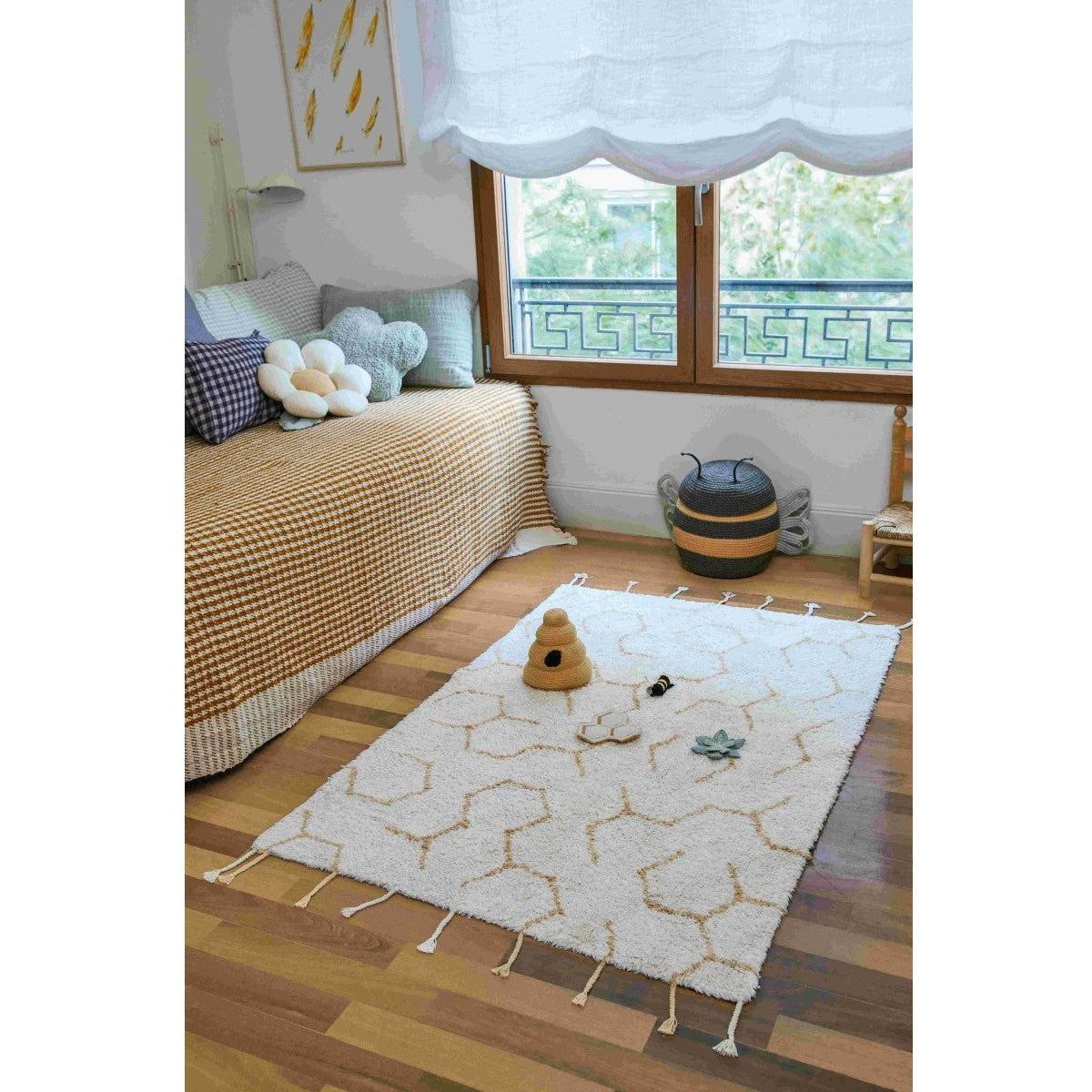 Washable Play Rug Pollination with 4 Handmade Textile Accessories, 90 x 130 cm