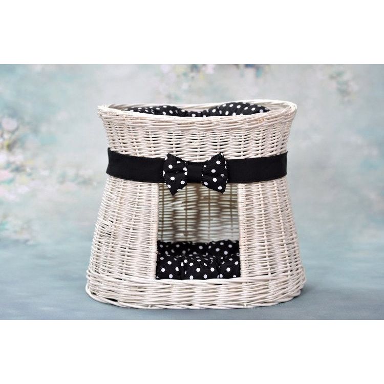 Whitewashed Wicker Cat House Cari With Cushions