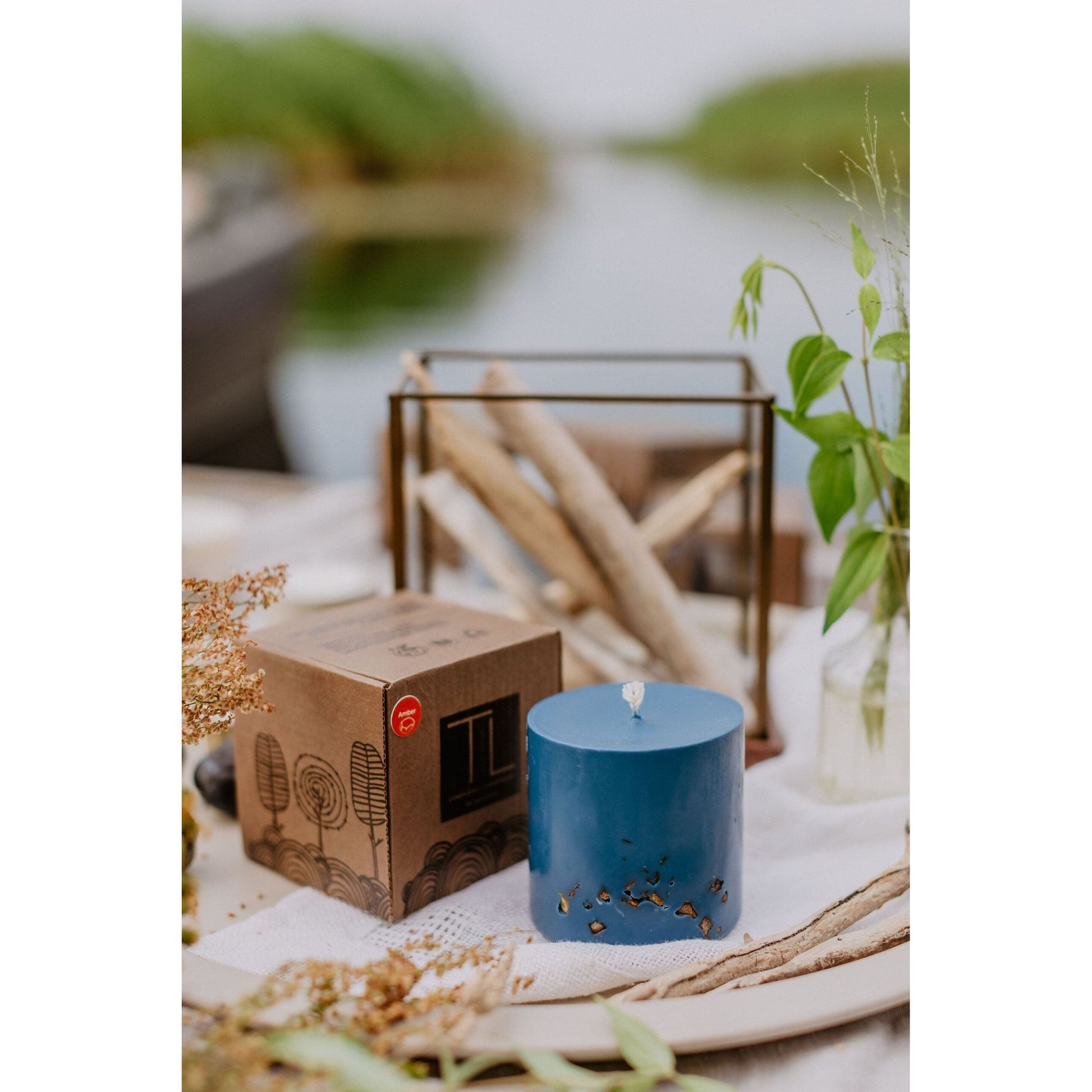 Hand-made Soy Wax Candle with Amber Scent