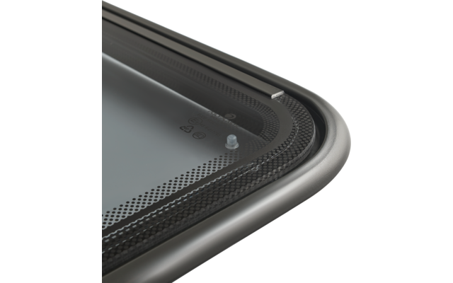 Polyplastic Polyvision AERO -ikkuna alumiinikehyksellä ja avausmekanismilla, 700x350 mm