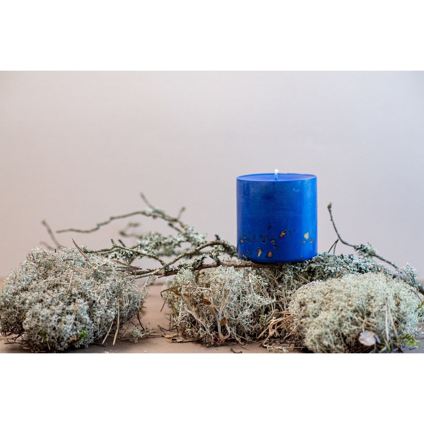 Hand-made Soy Wax Candle with Amber Scent