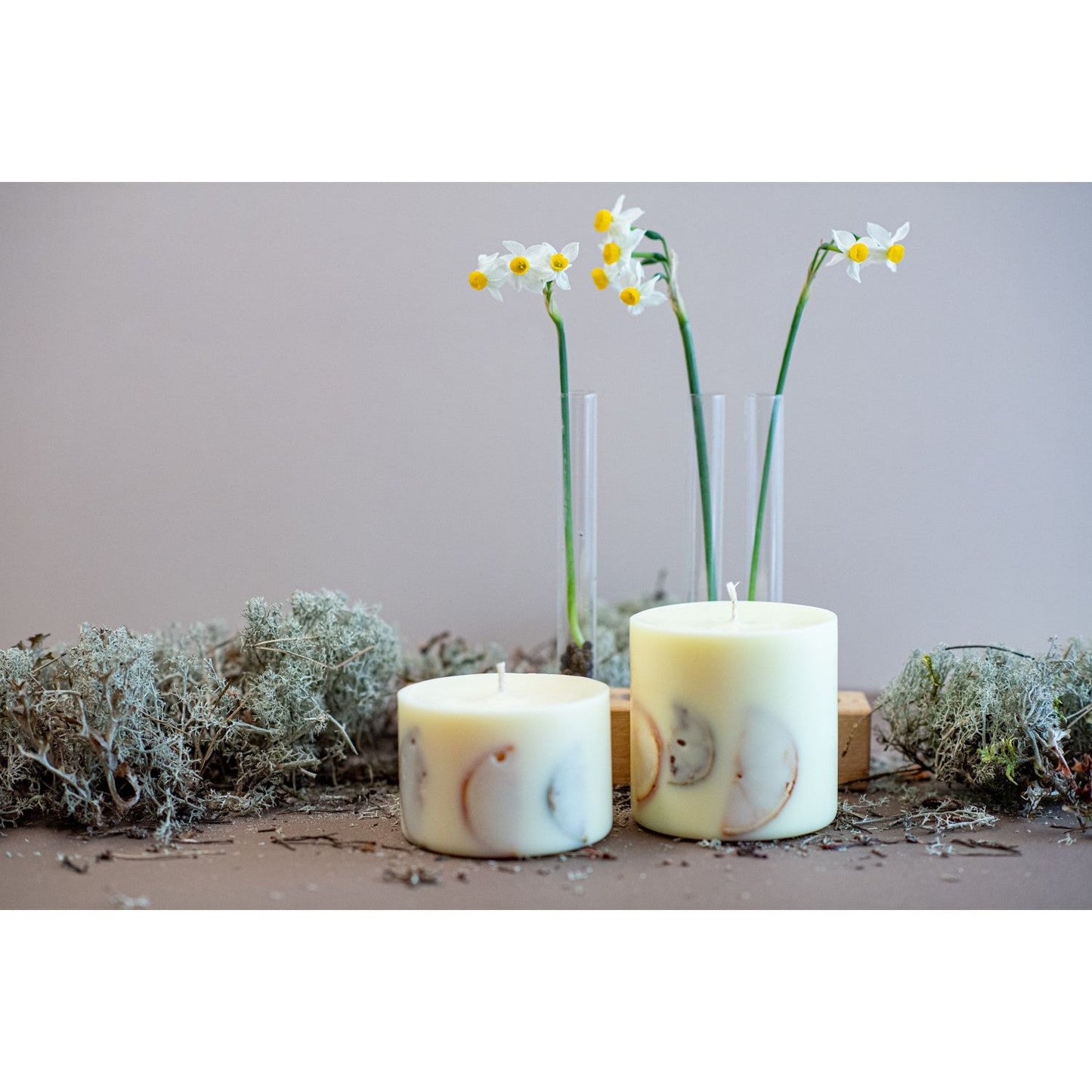 Hand-made Soy Wax Candle with Light Vanilla Scent