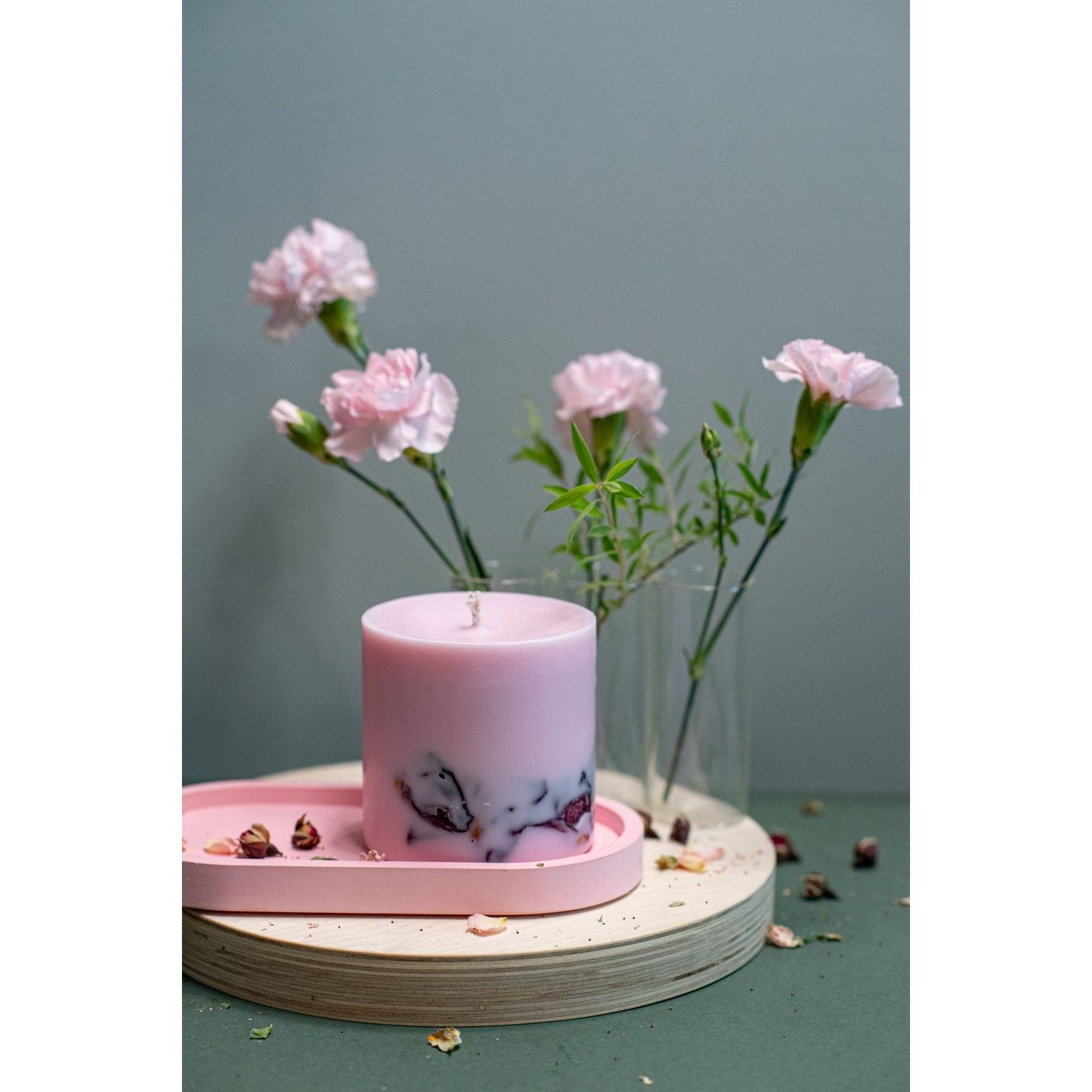 Hand-made Soy Wax Candle with Peony Scent