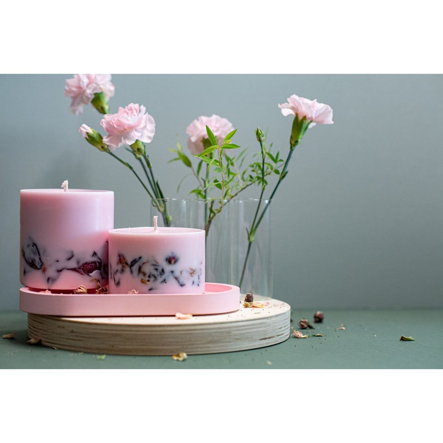 Hand-made Soy Wax Candle with Peony Scent