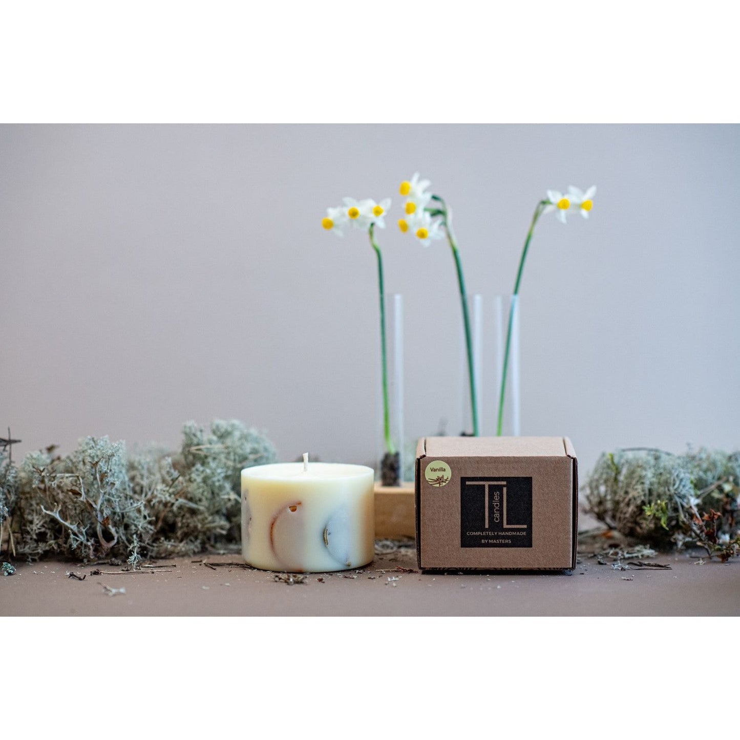 Hand-made Soy Wax Candle with Light Vanilla Scent