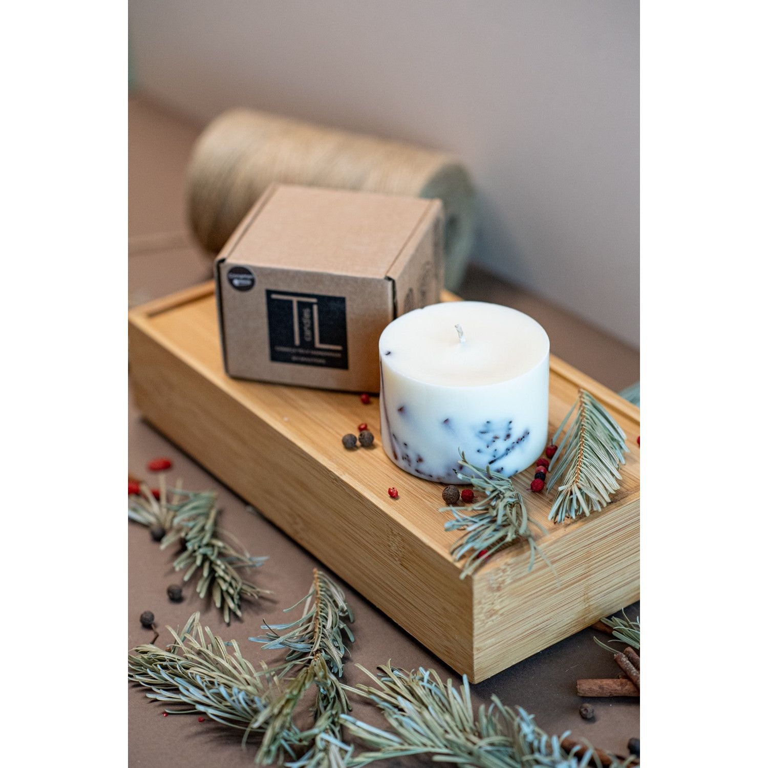 Hand-made Soy Wax Candle with Cinnamon Scent