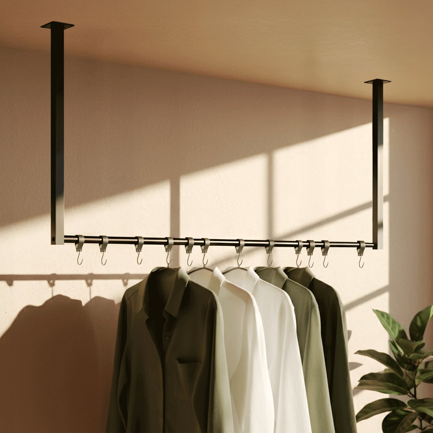 Fenton-vaatetanko 12 vaatekoukulla