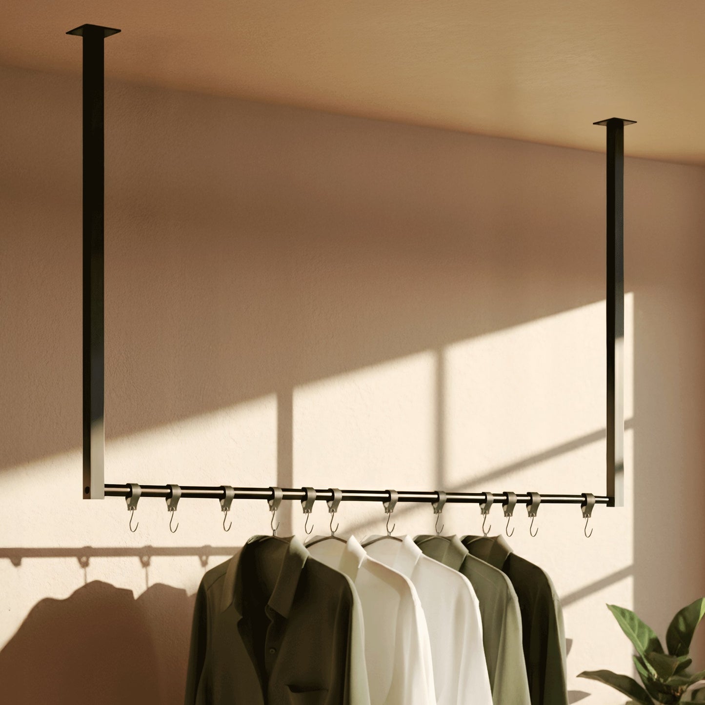 Fenton-vaatetanko 12 vaatekoukulla