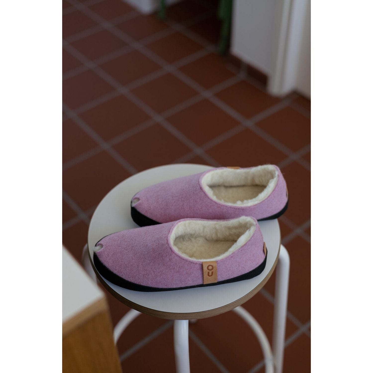 TOKU Budapest Slippers with Lambswool - Light Pink