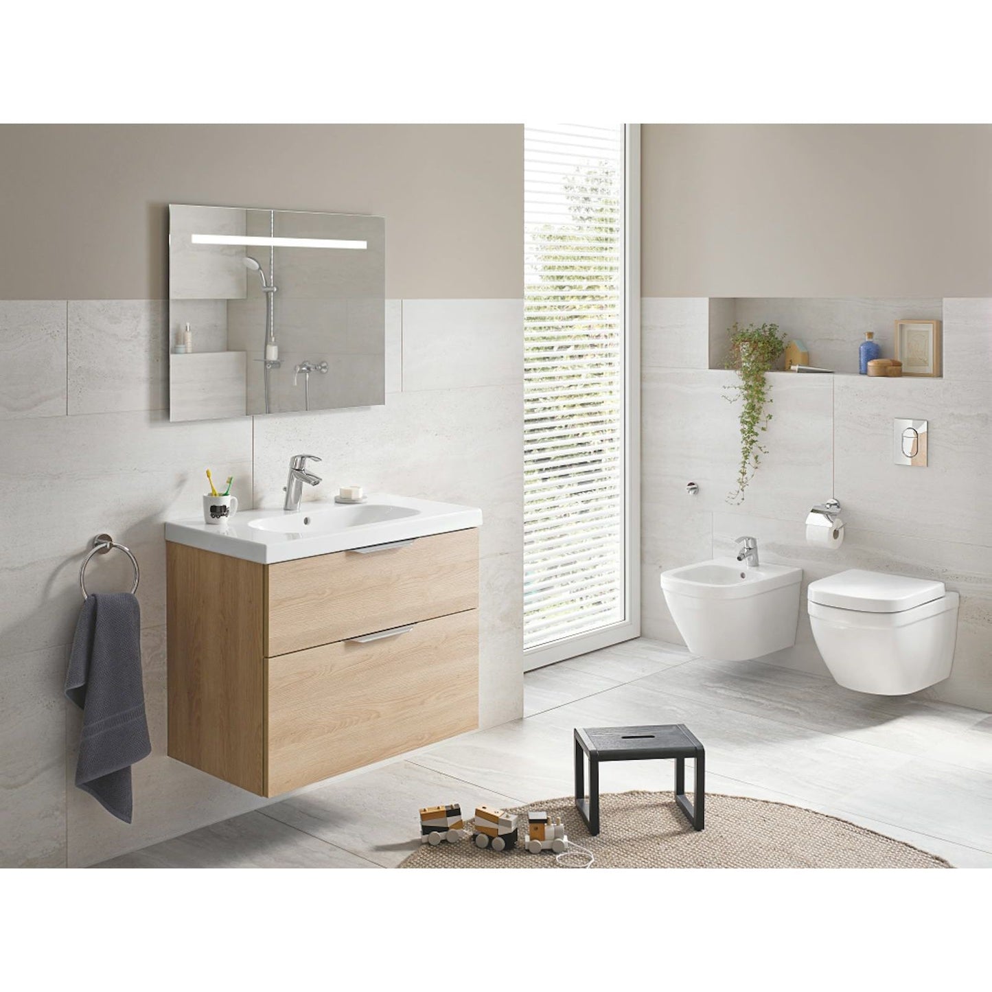 WC-ISTUIN SEINÄ EI KANTT GROHE 39206000 EURO CERAMIC RIMLESS