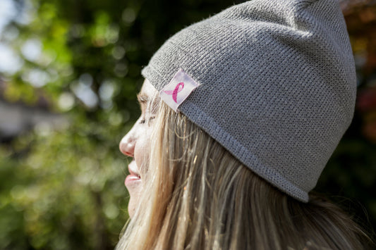 Roosa-nauha heijastava pipo (harmaa)