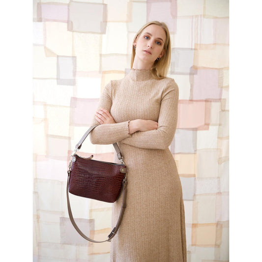 TOMMY leather bag with two handles - Crocodile pattern