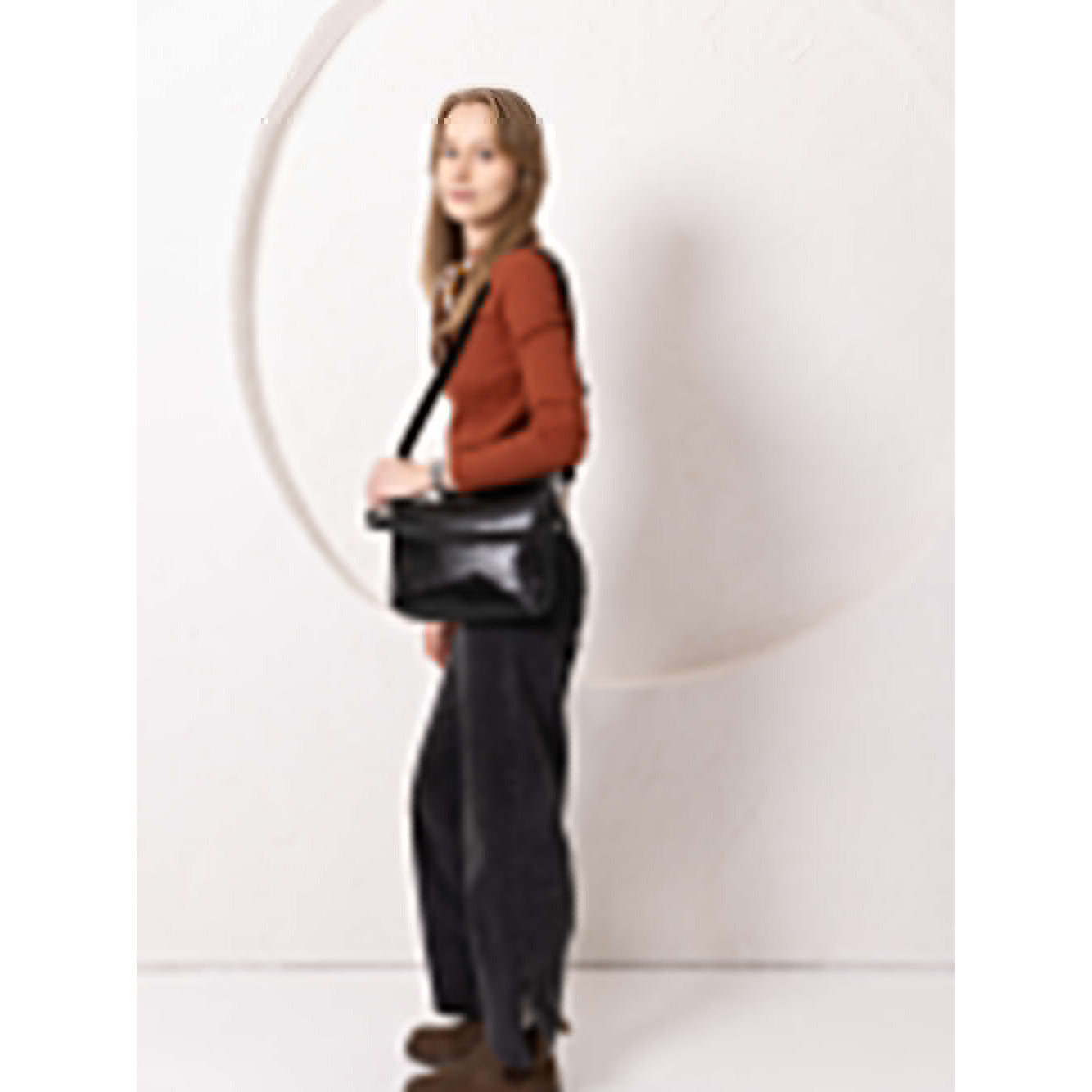 TOMMY leather bag with two handles - Black