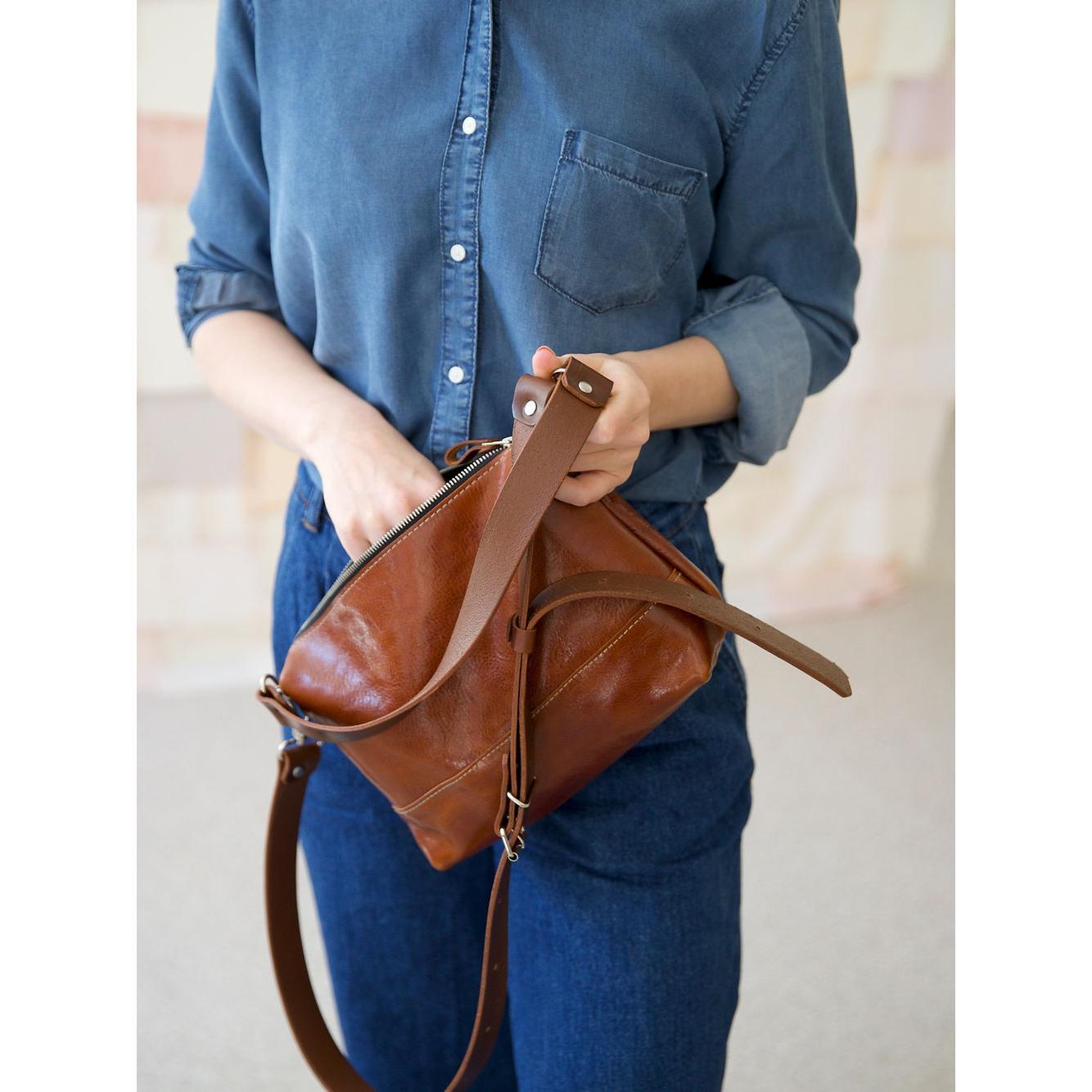 ROBIN Leather Handbag with Two Handles - Ginger Brown