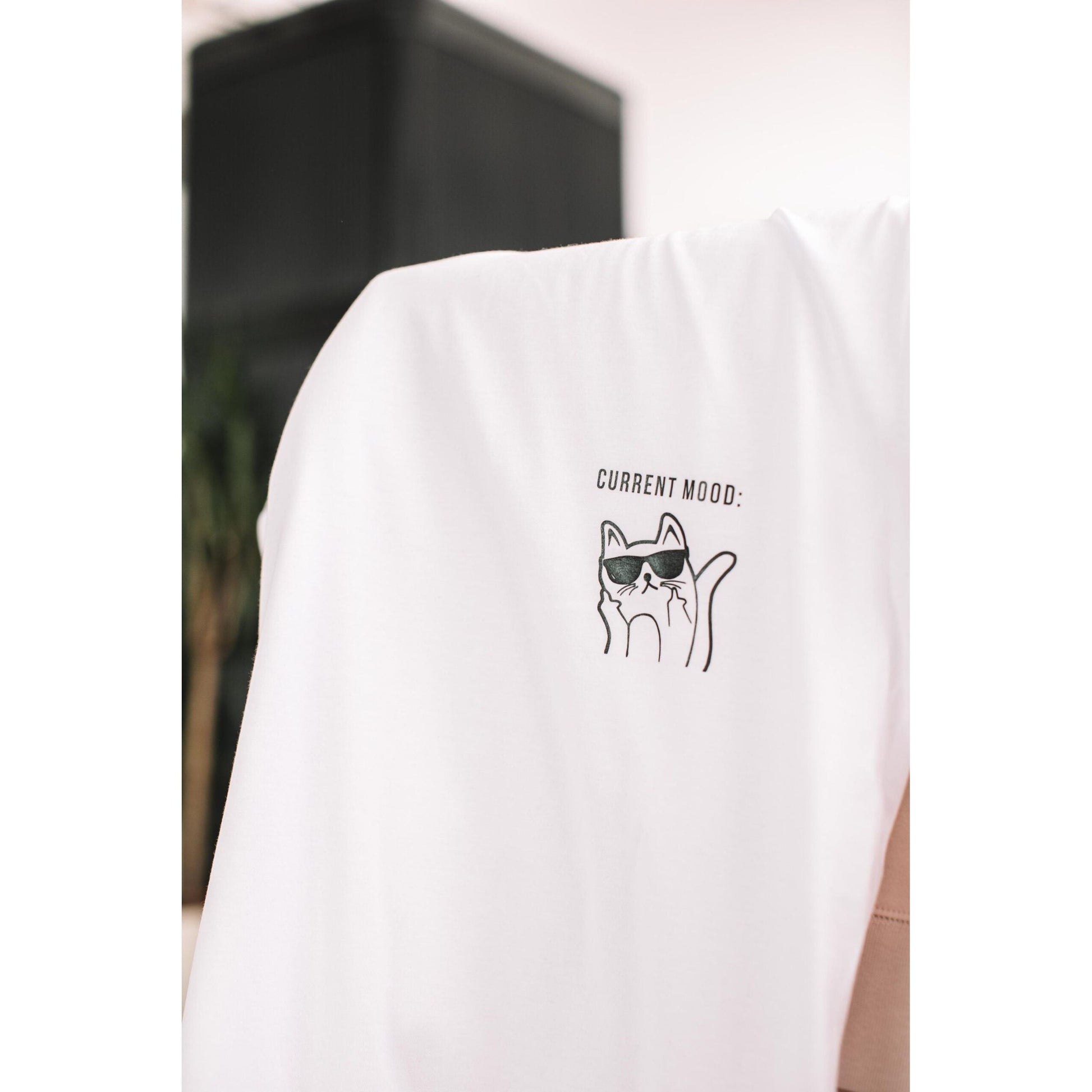 Current Mood T-Shirt With Kitty