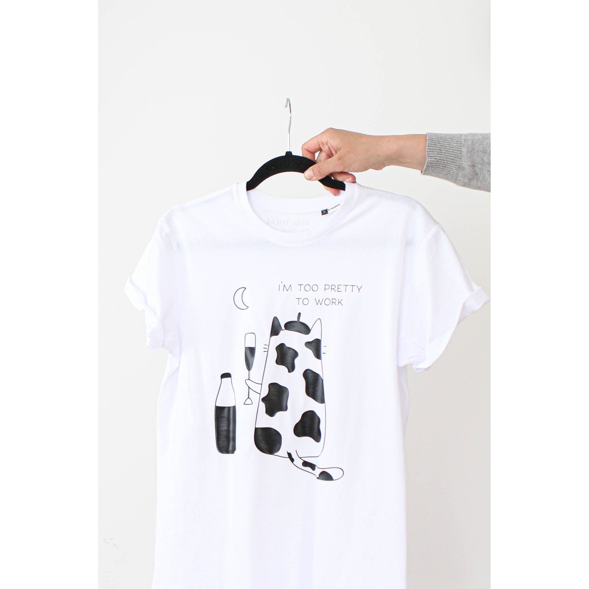 Too pretty to work - White T-shirt