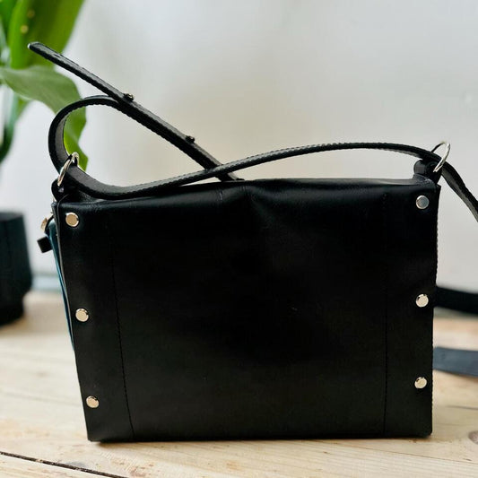 Crossbody nahkalaukku KOKUKA (useita eri värejä) *iso koko* - Kotikauppa