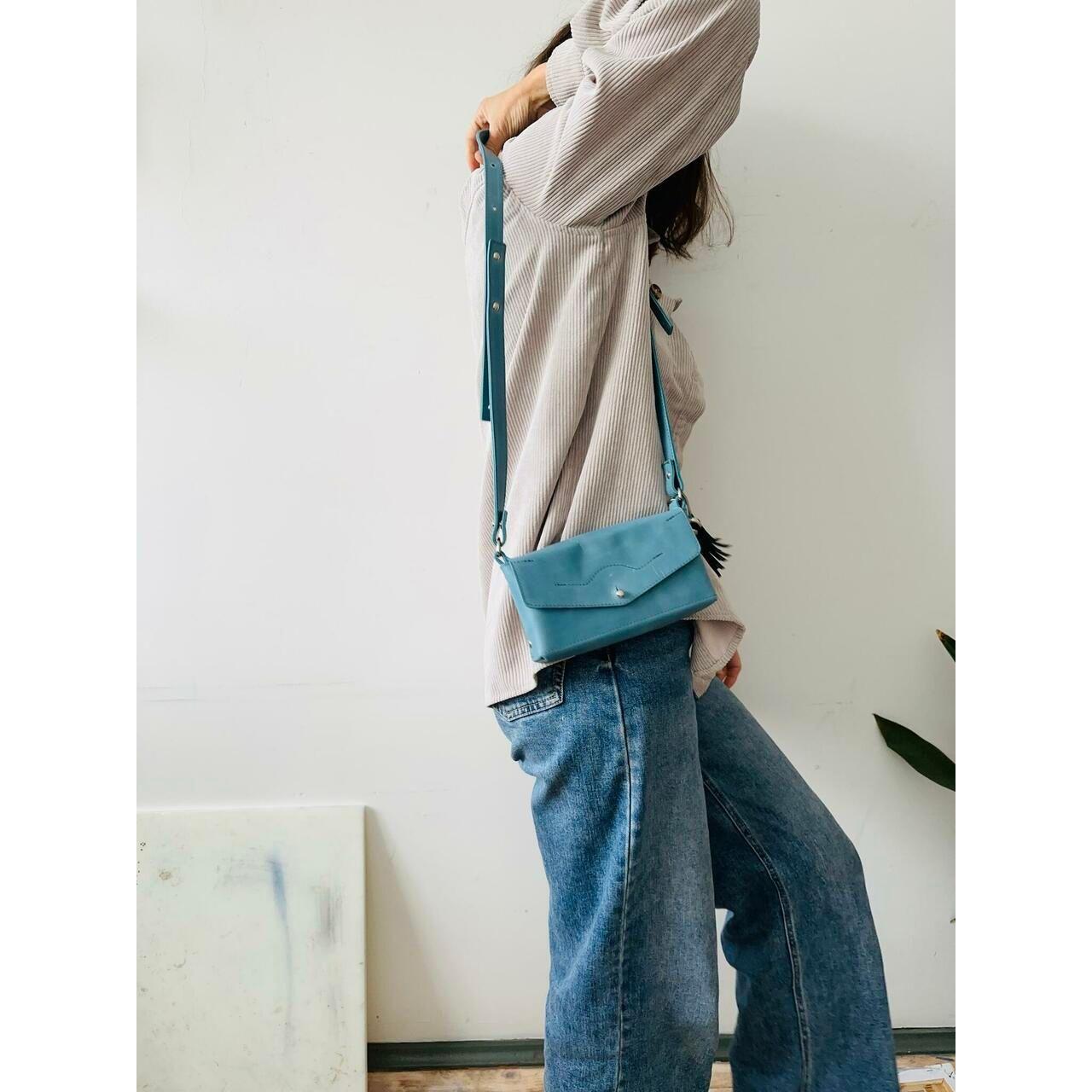 Crossbody nahkalaukku KOKUKA (useita eri värejä) *pieni koko* - Kotikauppa