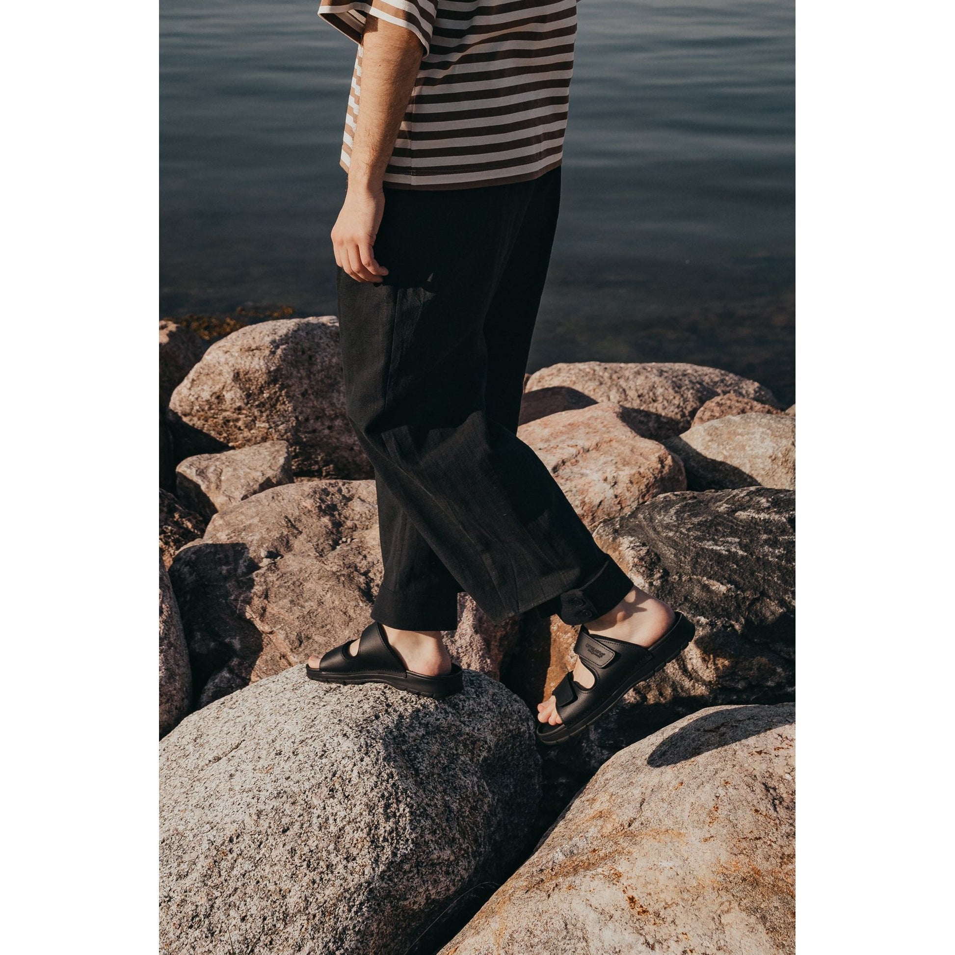 Madise Sandals - Black