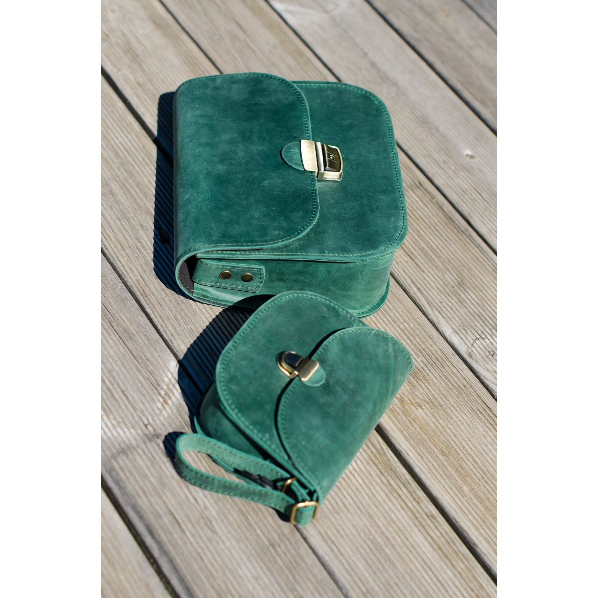 Natural Leather Saddle Bag Large – Green