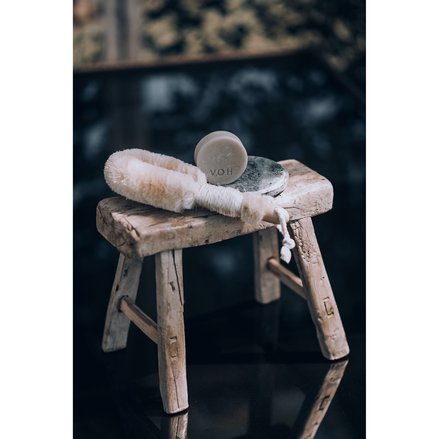 Solid Hair-Care Set with Corkwood Travel Cases