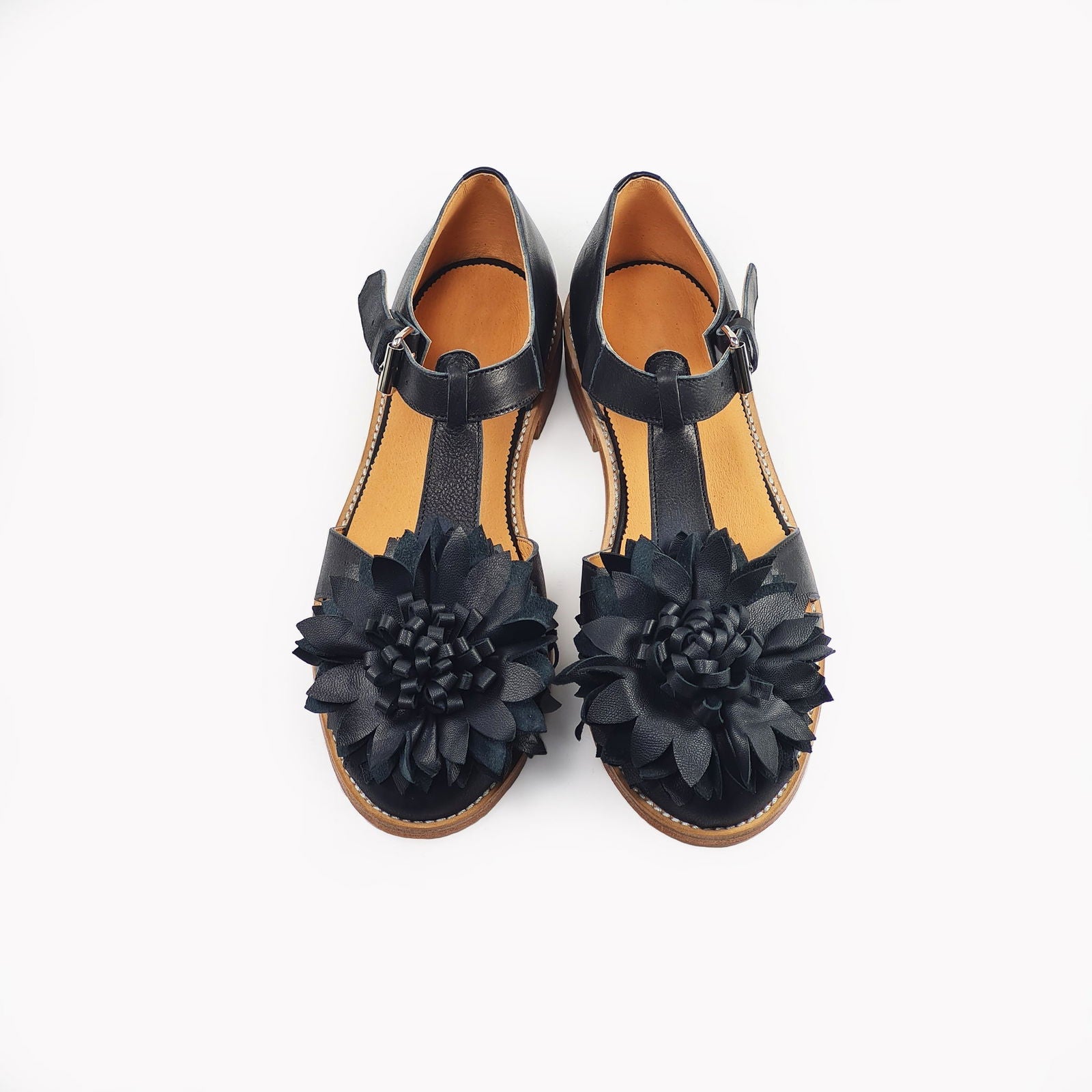 Handmade Leather Fisherman Sandals - Black Flower - Kotikauppa