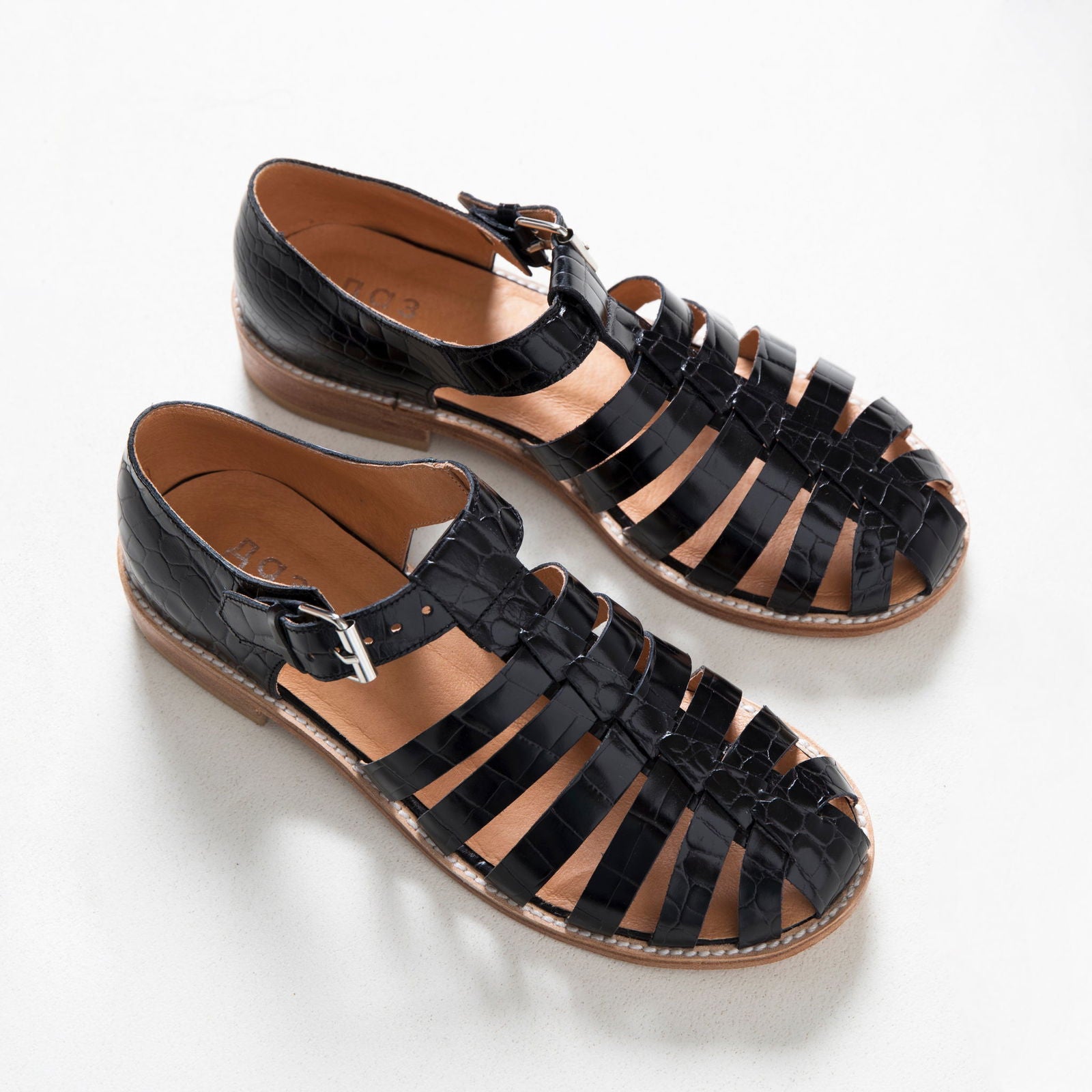 Handmade Patent Leather Fisherman Sandals - Black Croc - Kotikauppa