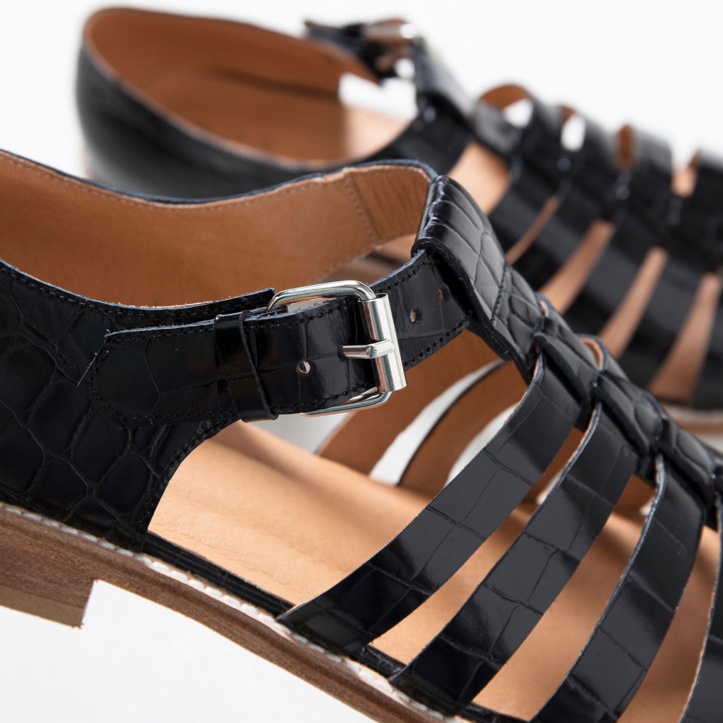 Handmade Patent Leather Fisherman Sandals - Black Croc - Kotikauppa