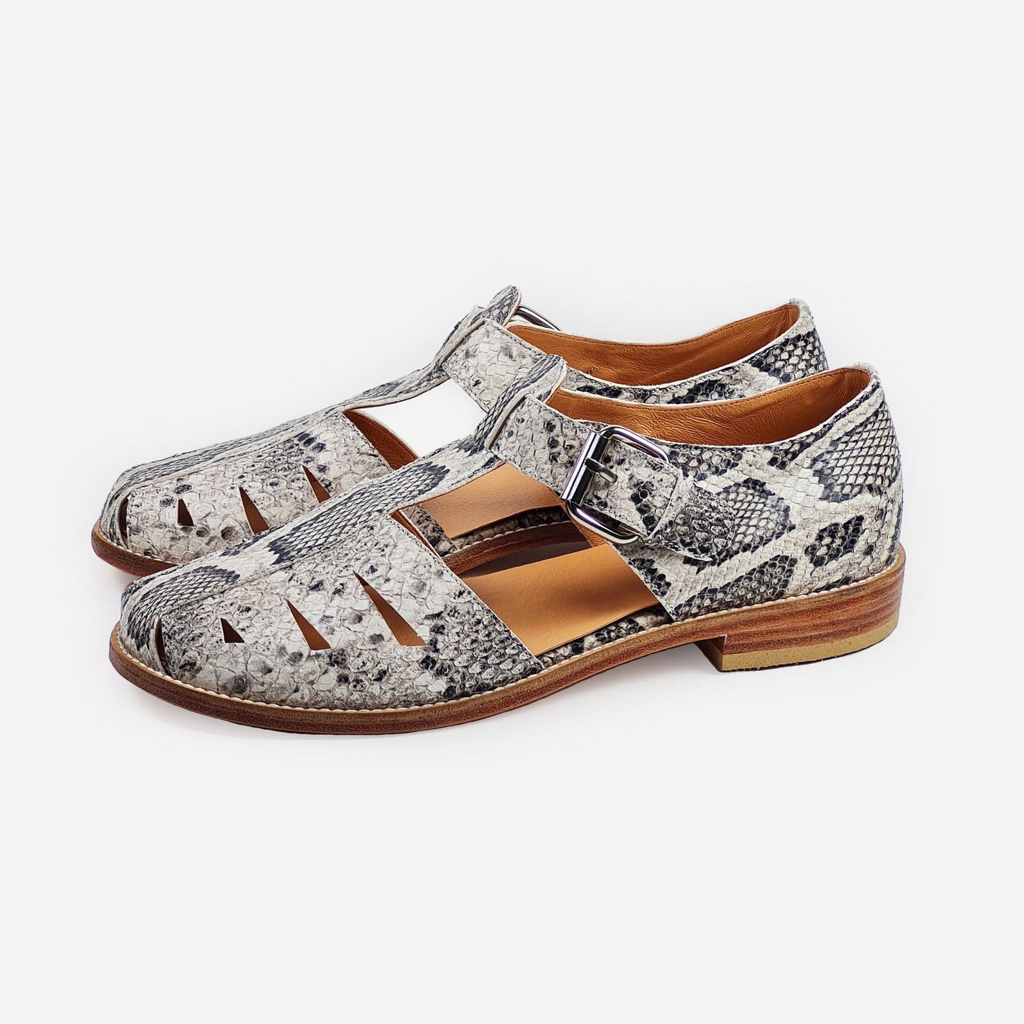 Handmade Snake Print Sandals - Kotikauppa