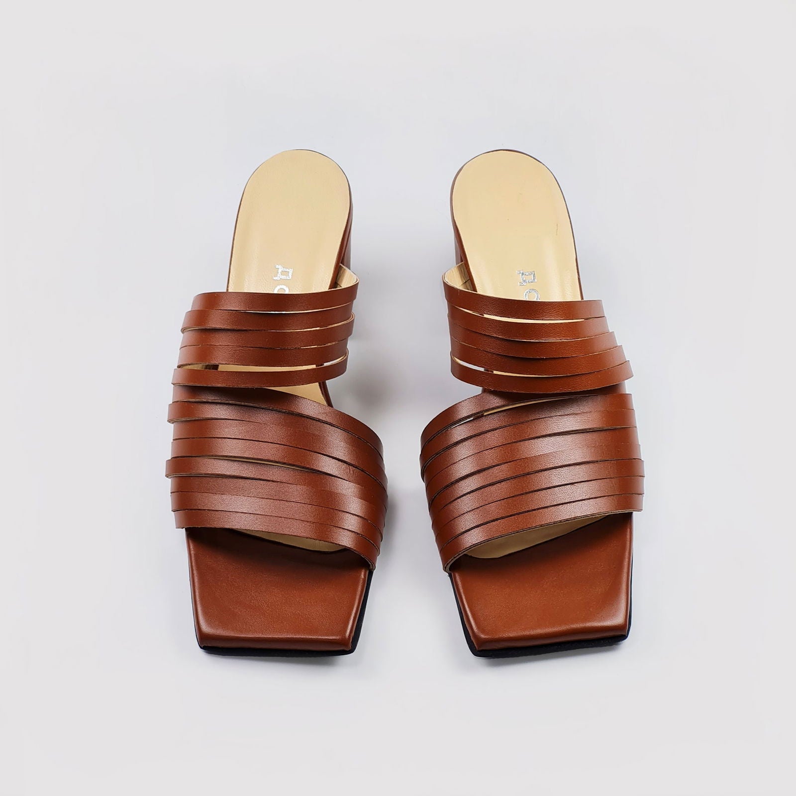 Handmade Strappy Leather Sandals - Brown - Kotikauppa