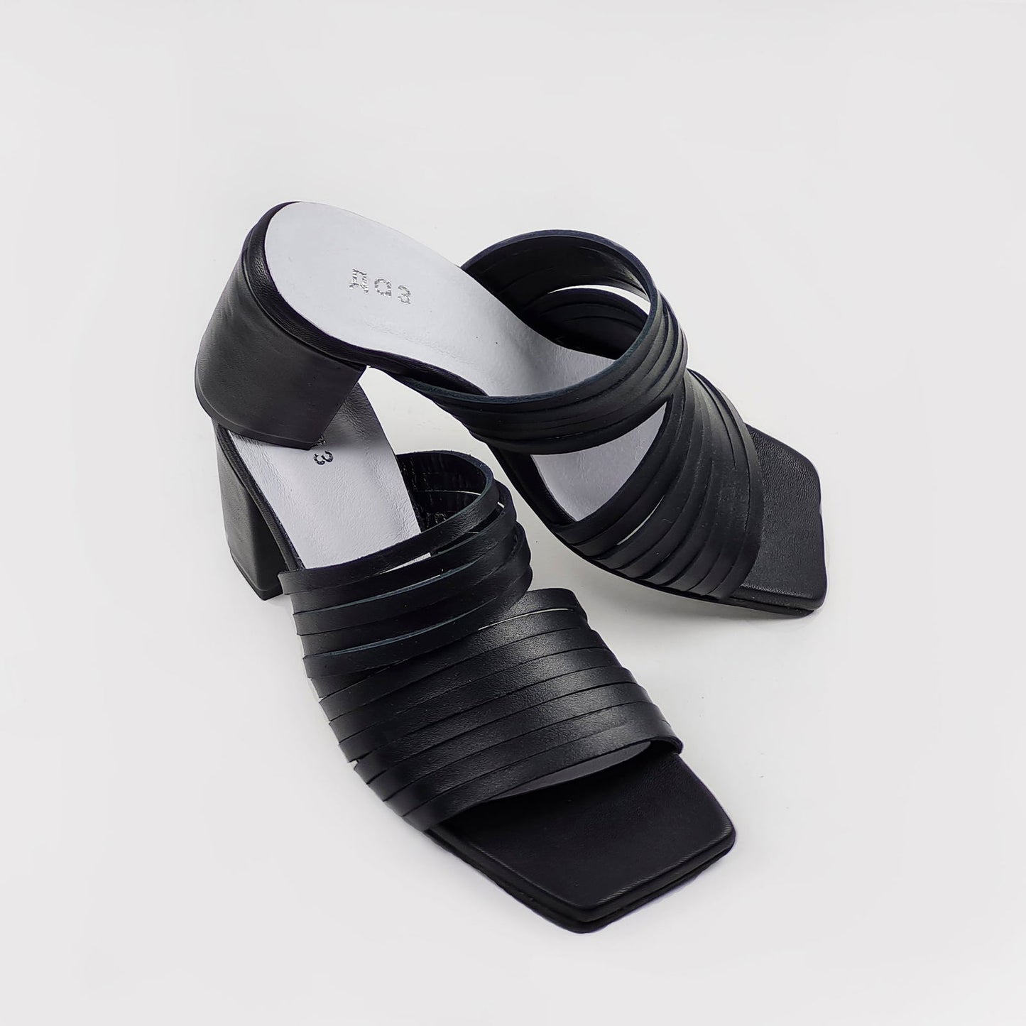 Handmade Strappy Matt Leather Sandals - Black - Kotikauppa