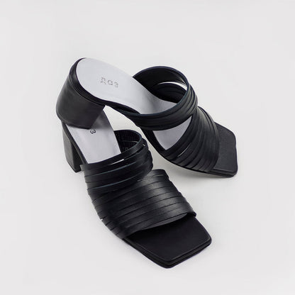 Handmade Strappy Matt Leather Sandals - Black - Kotikauppa