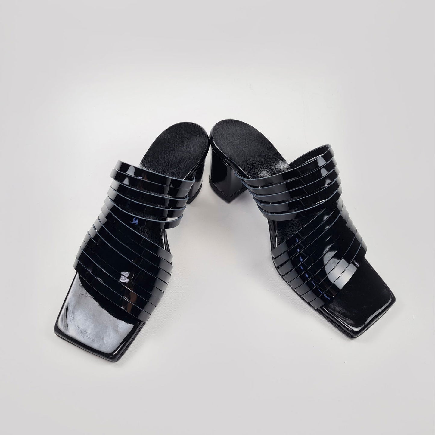 Handmade Strappy Patent Leather Sandals - Black - Kotikauppa