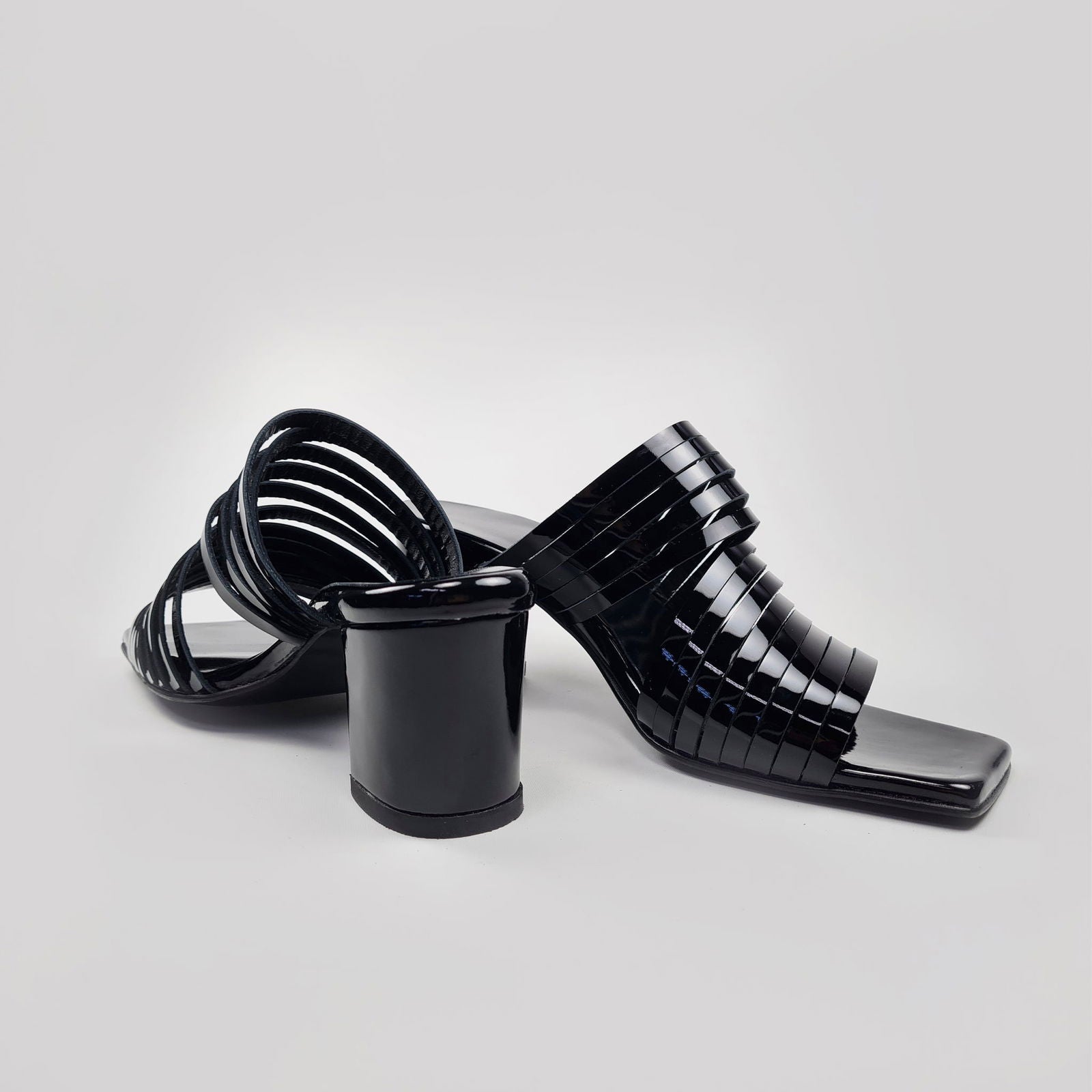Handmade Strappy Patent Leather Sandals - Black - Kotikauppa