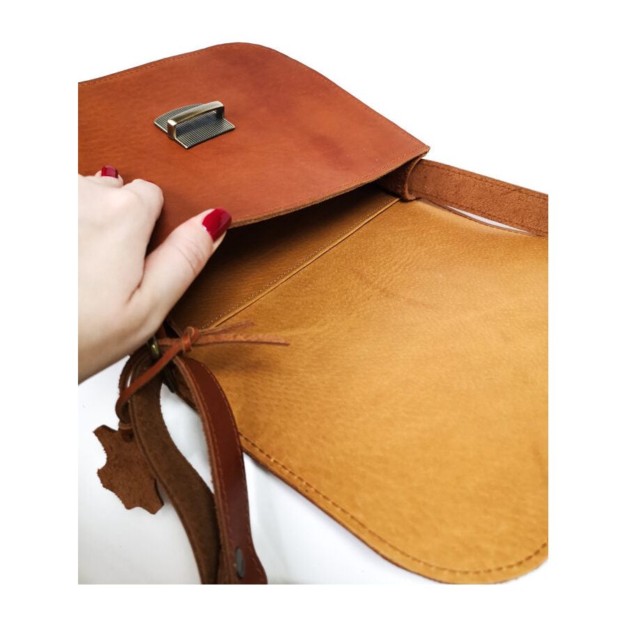 Natural Leather Saddle Bag Large – Light Brown