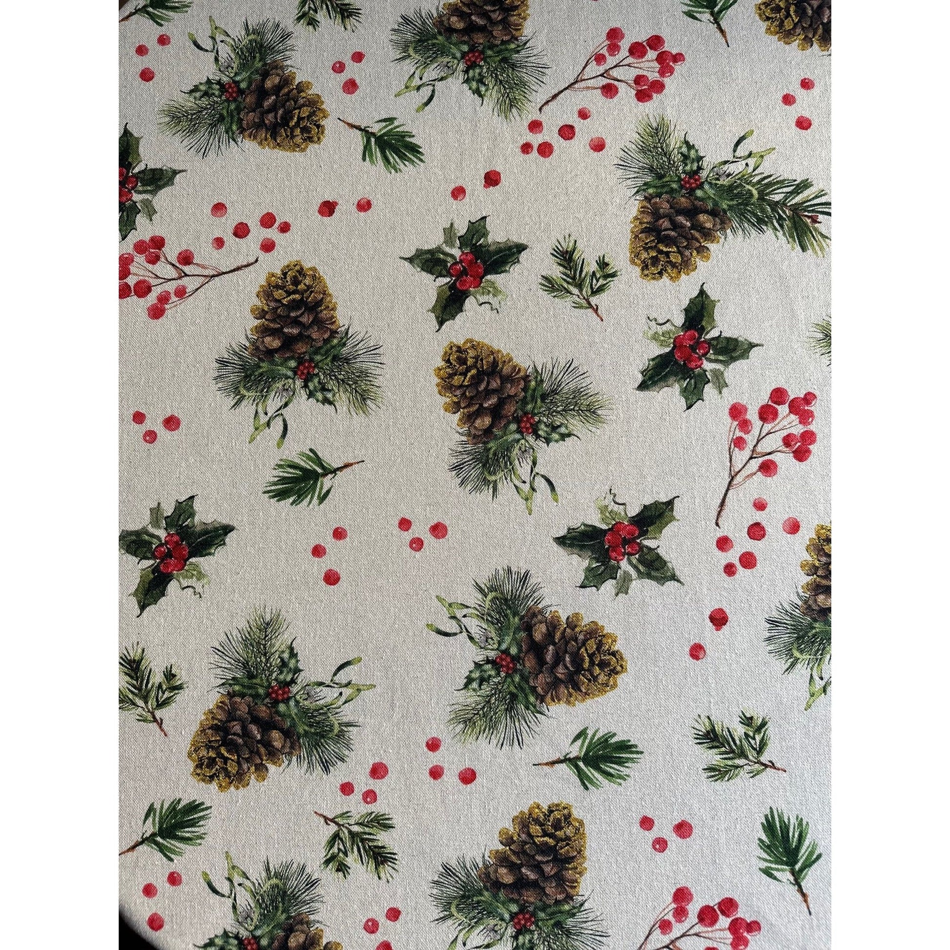 Winter Motive Golden Pine Rectangular Tablecloth