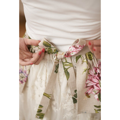 Ladies Half Apron with Ruffles and Pocket - Botanico - Kotikauppa