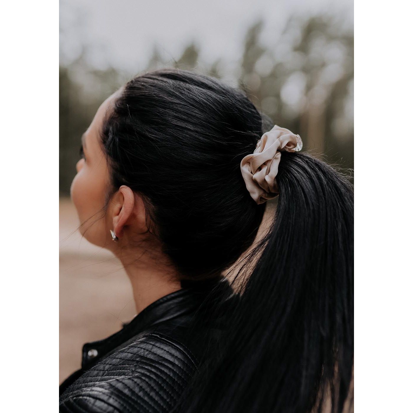 Luxury Silk Scrunchie - Beige - Kotikauppa