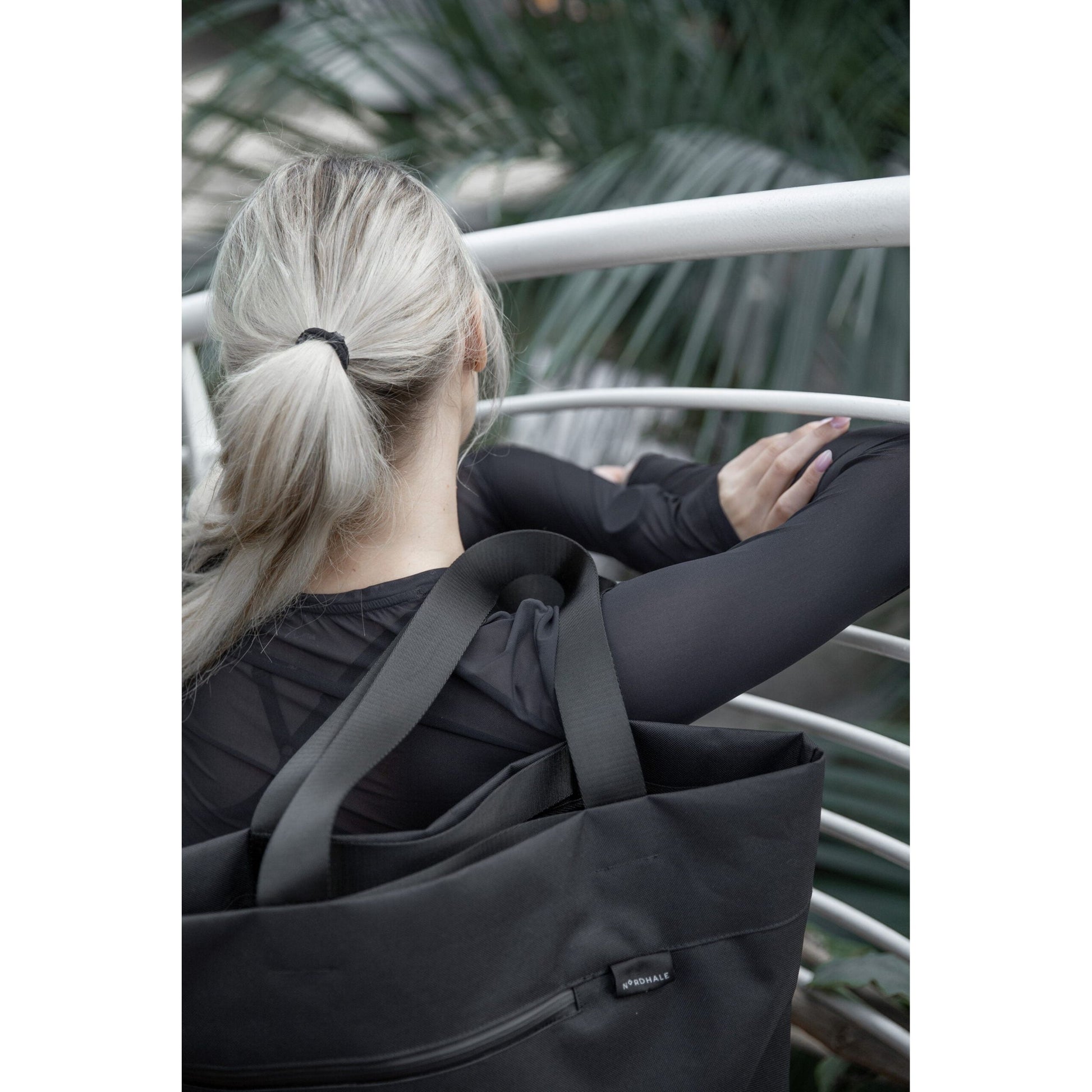 VIK Tote Bag - Large