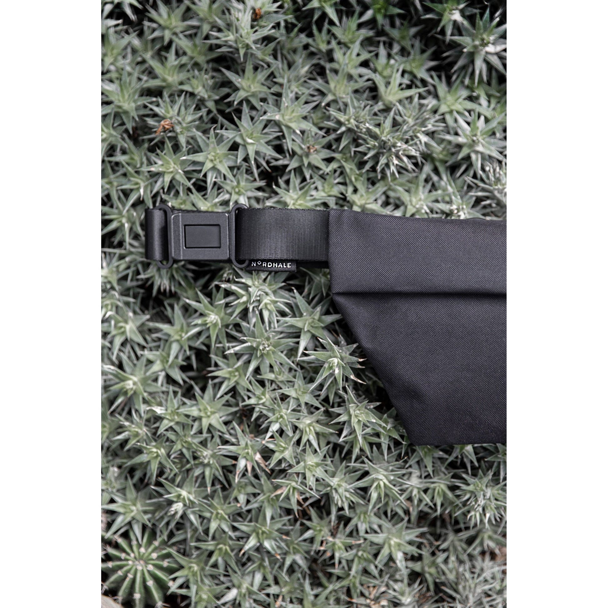 OSLO Cross Body Bag