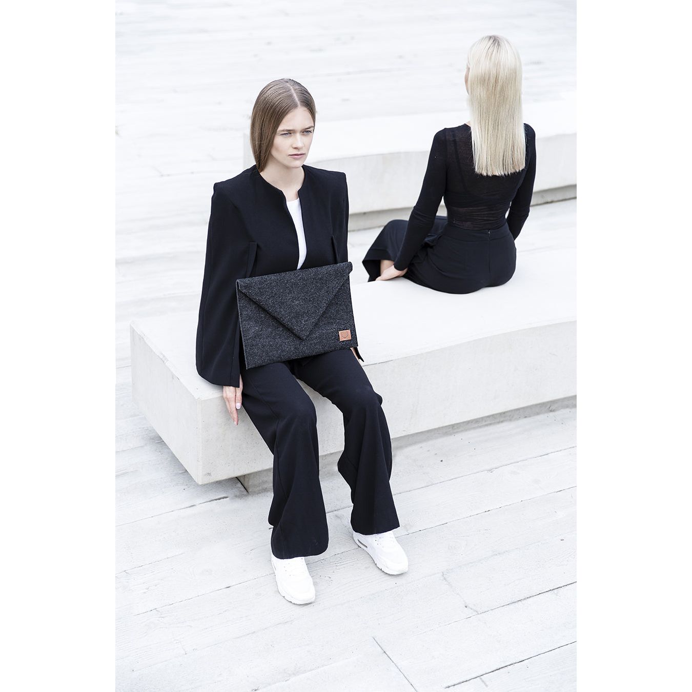 Clutch / Laptop Case Skive - Black