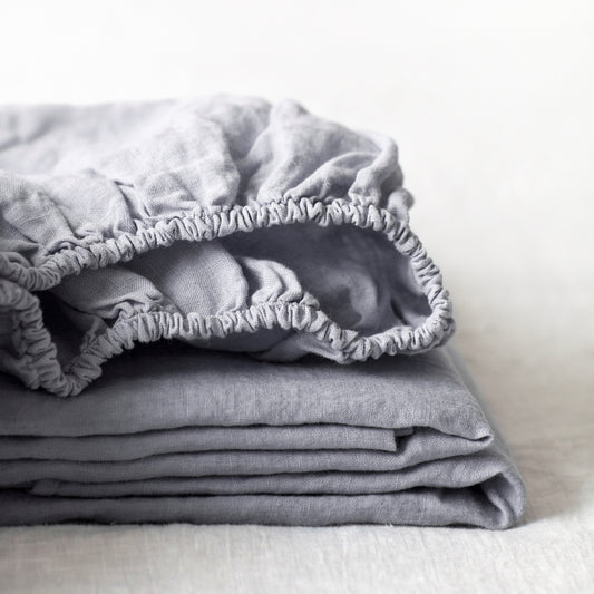Pellavainen muotoonommeltu aluslakana Light Grey (Yhden hengen) - Linen Tales